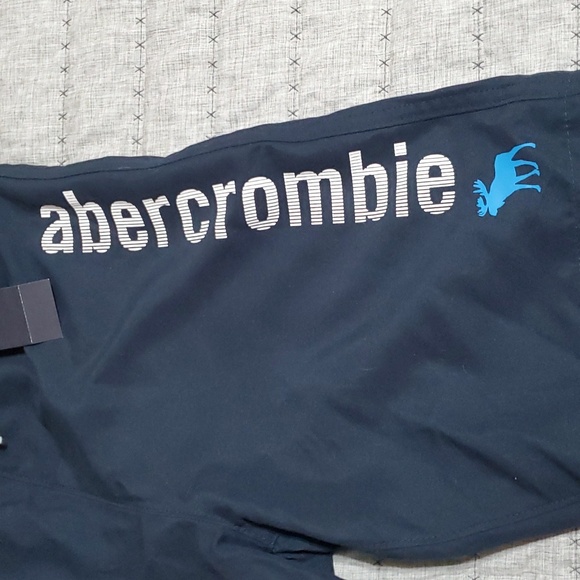 Abercrombie & Fitch Logo Swim Trunks NWT - Picture 4 of 9